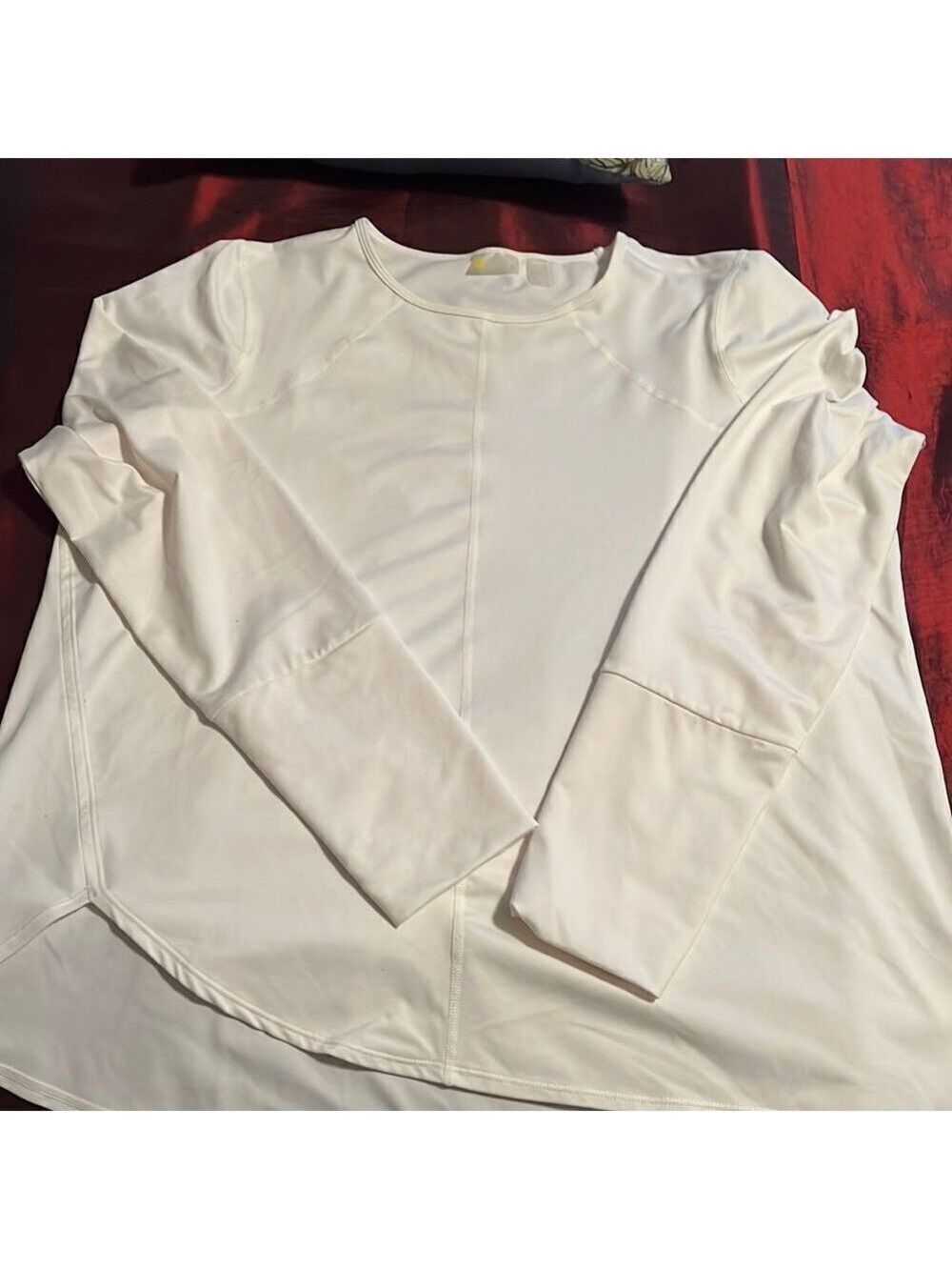 ZELLA workout top XXL. Lightly worn. Eggshell white.